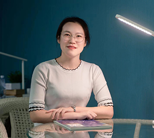 王竹婷_t.jpg